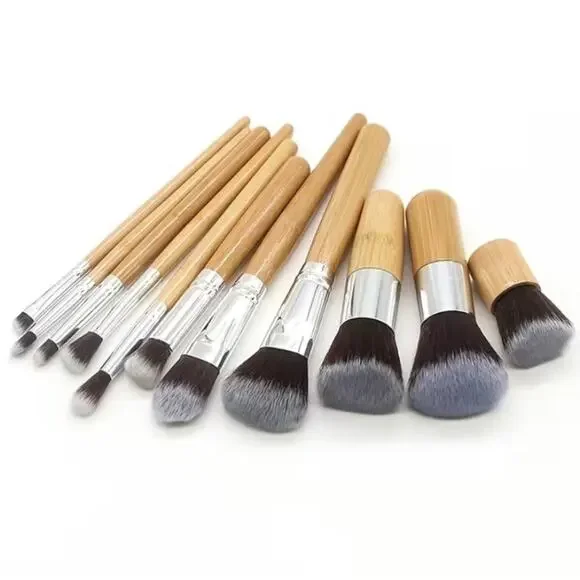 Wooden Handle Makeup Brush Set 10 Pieces Brushes - Picture 3 of 4
